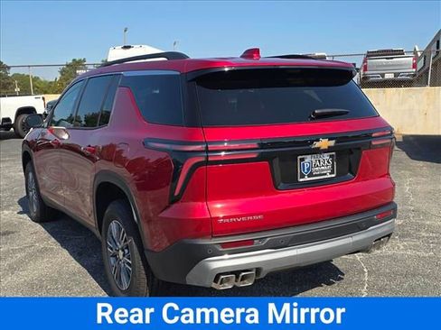 New 2026 Chevrolet Traverse LT w/ Driver Confidence Package FWD image 9