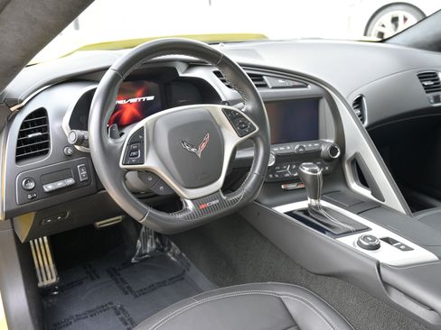 Used 2017 Chevrolet Corvette Z06 image 16