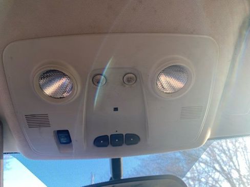 Used 2014 Buick Enclave Leather image 16