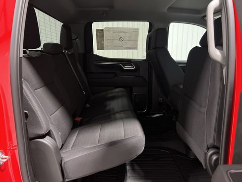 New 2026 GMC Sierra 1500 SLE image 26