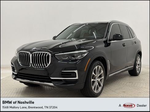 Used 2023 BMW X5 xDrive40i w/ Parking Assistance Package AWD/4WD image 1