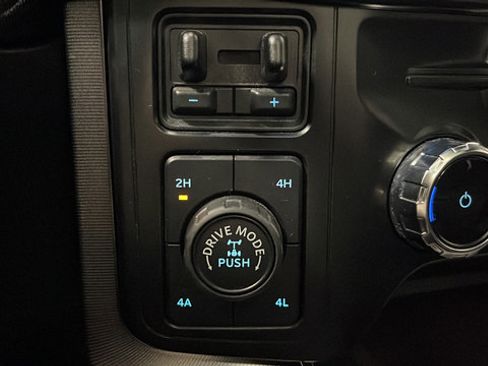Used 2024 Ford F150 Platinum AWD/4WD image 31