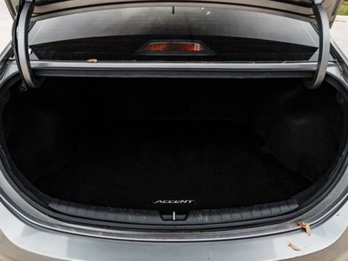 Used 2021 Hyundai Accent SEL image 6