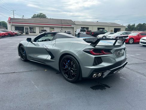 Used 2022 Chevrolet Corvette Stingray Premium Conv w/ Z51 Performance Package RWD image 7