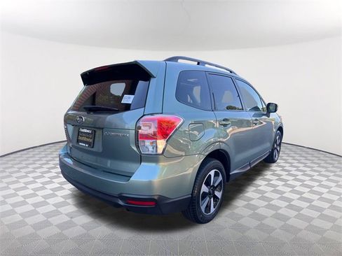 Used 2018 Subaru Forester 2.5i Premium image 5