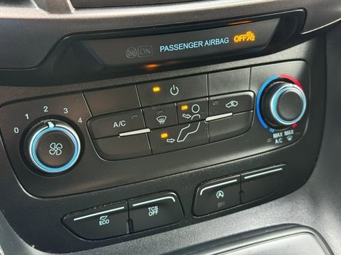 Used 2020 Ford Transit Connect XL image 25