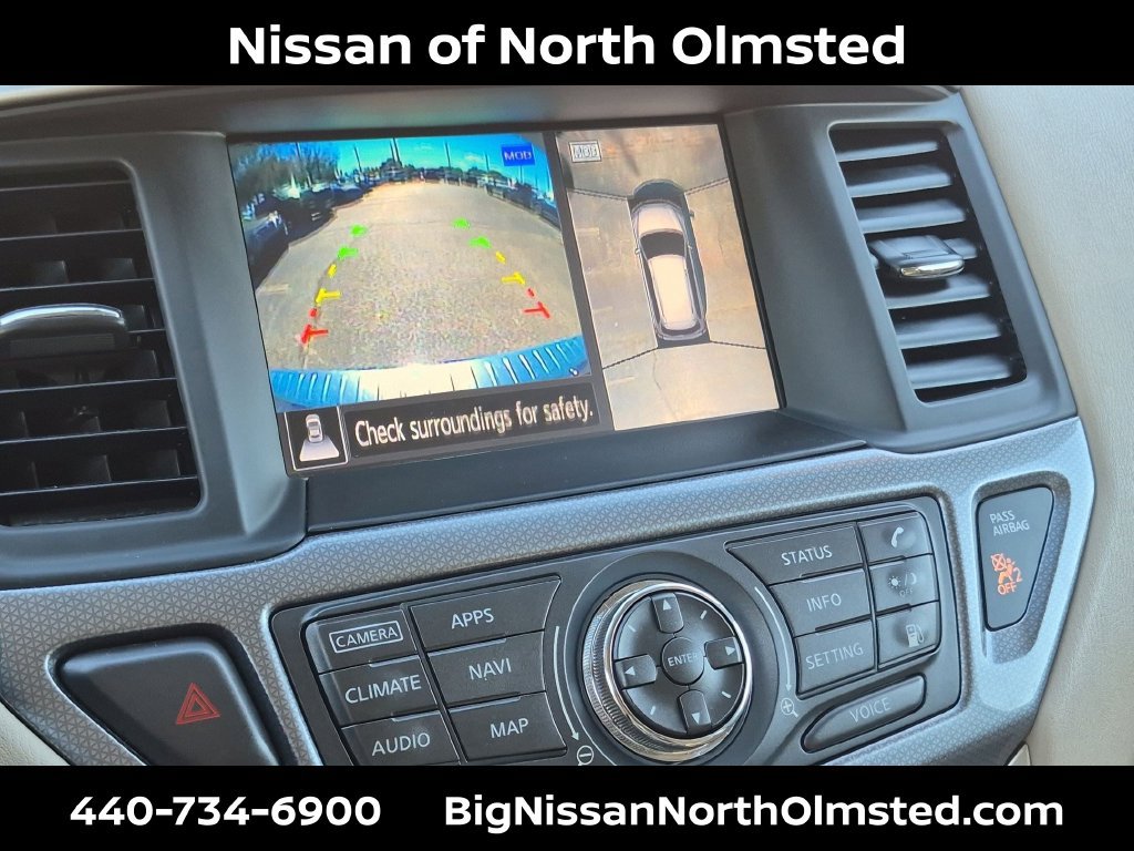 Used 2018 Nissan Pathfinder SL w/ SL Premium Package AWD/4WD image 17
