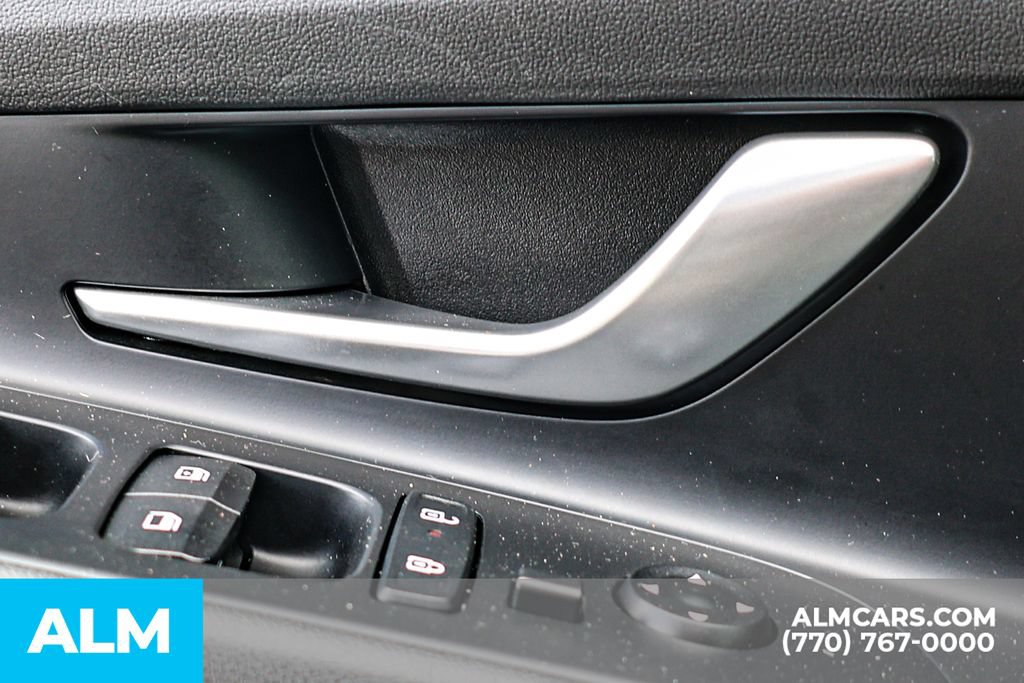 Used 2024 Hyundai Elantra SEL FWD image 44