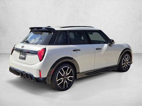 New 2026 MINI Cooper S image 2