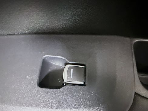 Used 2023 Honda HR-V Sport image 31