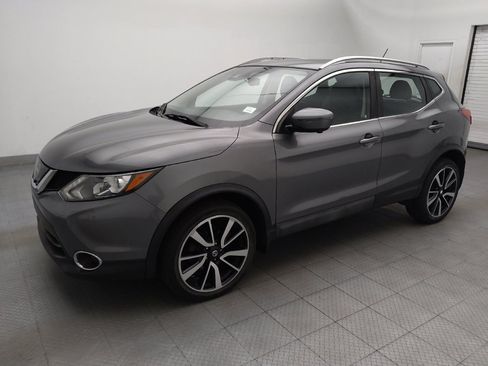 Used 2017 Nissan Rogue Sport SL w/ SL Premium Package AWD/4WD image 2