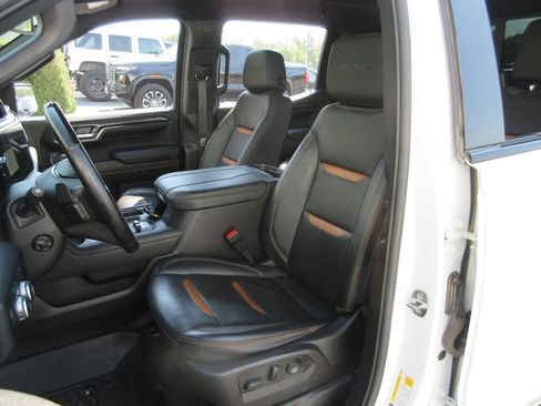 Used 2024 GMC Sierra 1500 AT4 w/ AT4 Premium Package AWD/4WD image 21