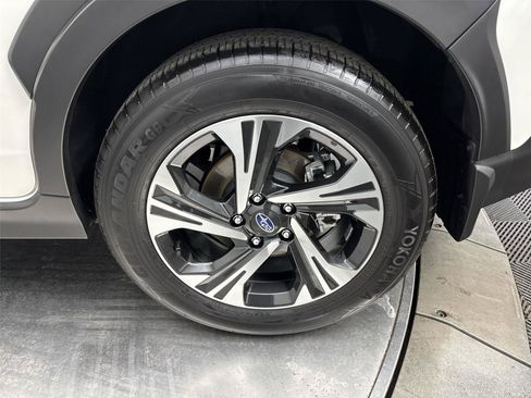 Used 2024 Subaru Crosstrek 2.0i Premium AWD/4WD image 27