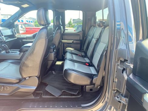 Used 2016 Ford F150 XLT w/ Equipment Group 302A Luxury AWD/4WD image 25