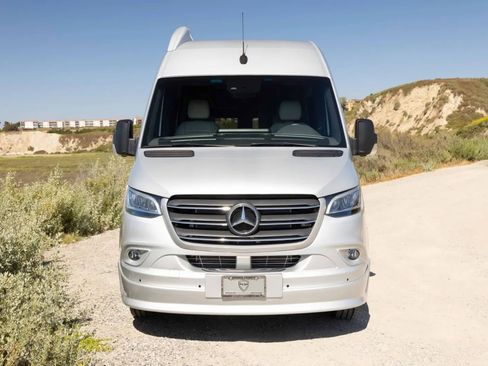 Used 2019 Mercedes-Benz Sprinter 170 image 3