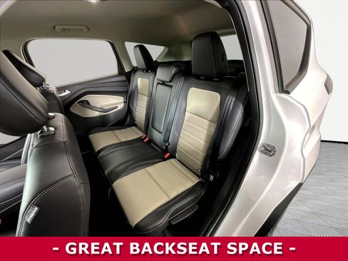 Used 2019 Ford Escape SEL AWD/4WD image 22