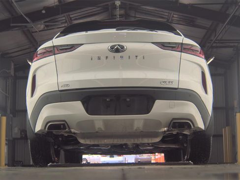 Certified 2025 INFINITI QX55 Essential AWD/4WD image 6