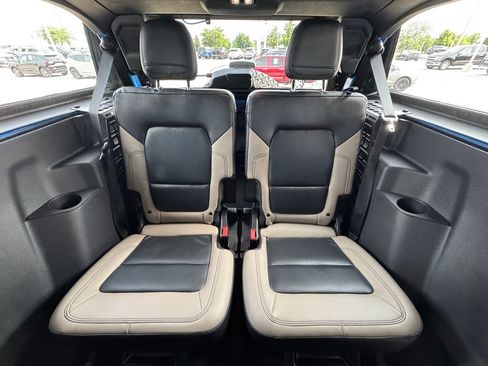 Used 2023 Ford Bronco Wildtrak AWD/4WD image 29