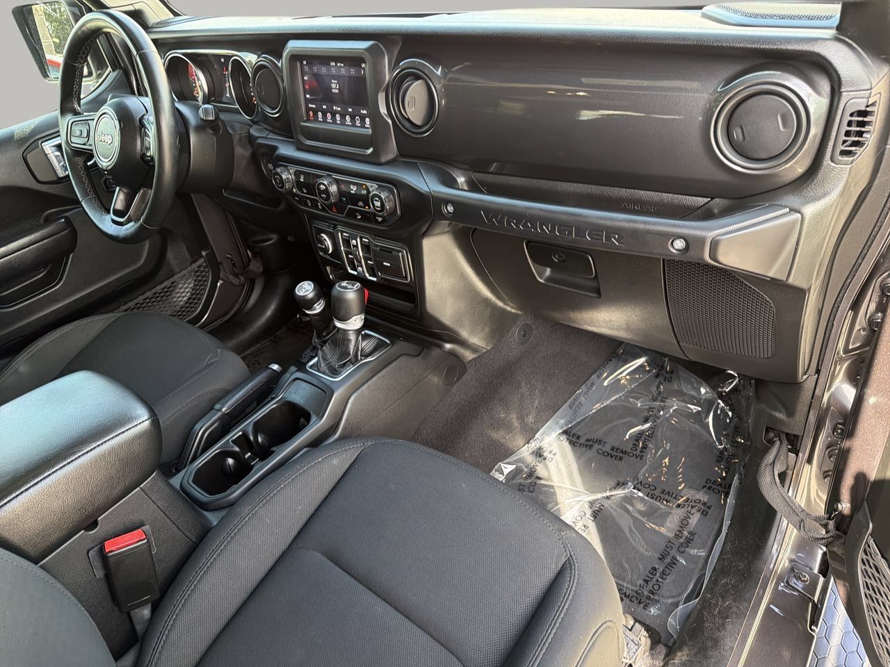 Used 2021 Jeep Wrangler Unlimited Sport AWD/4WD image 11