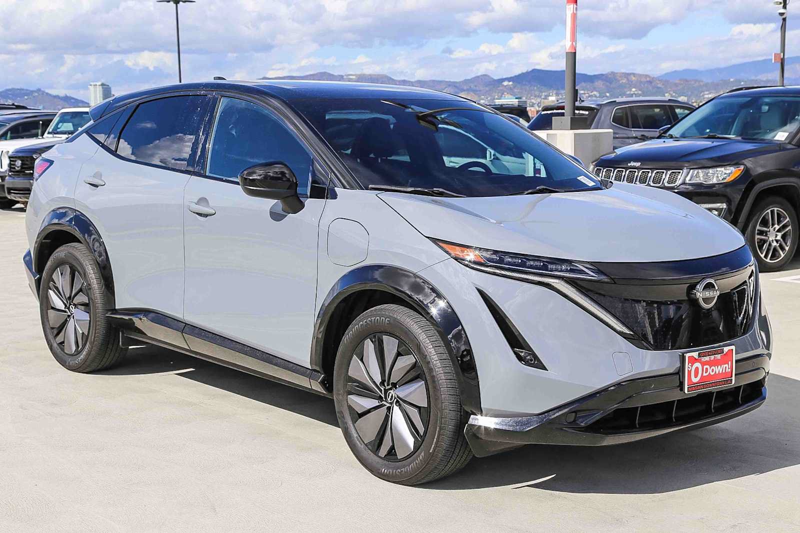 Used 2024 Nissan Ariya AWD image 3