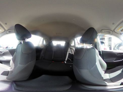 Used 2025 Toyota RAV4 LE image 41