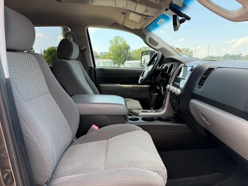 Used 2013 Toyota Tundra 2WD CrewMax w/ Tow Pkg image 20