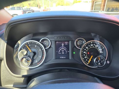 Used 2020 RAM 3500 Tradesman image 12