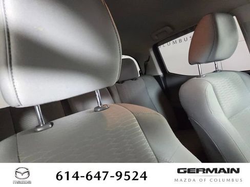 Used 2018 Toyota Tacoma SR w/ SR Convenience Package AWD/4WD image 20