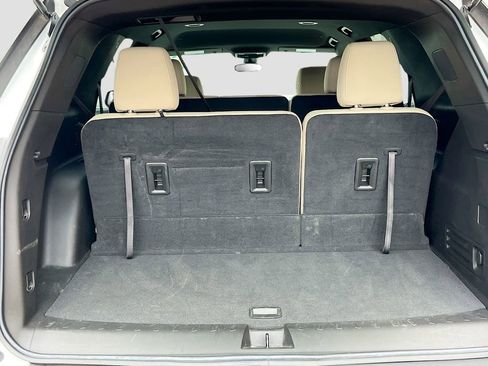 Used 2023 Chevrolet Traverse LS w/ Safety Package FWD image 27