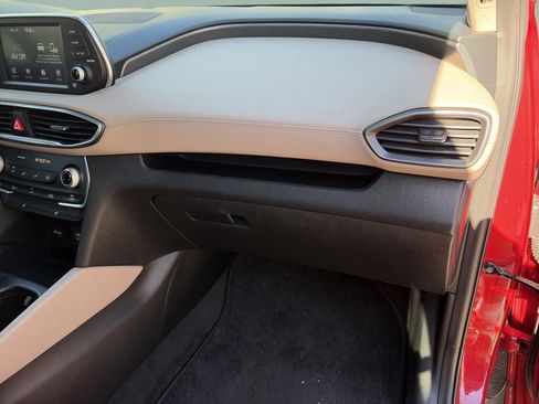 Used 2019 Hyundai Santa Fe SEL image 19