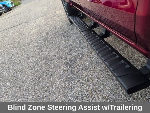 Used 2024 Chevrolet Colorado Z71 w/ Z71 Convenience Package 2 image 13