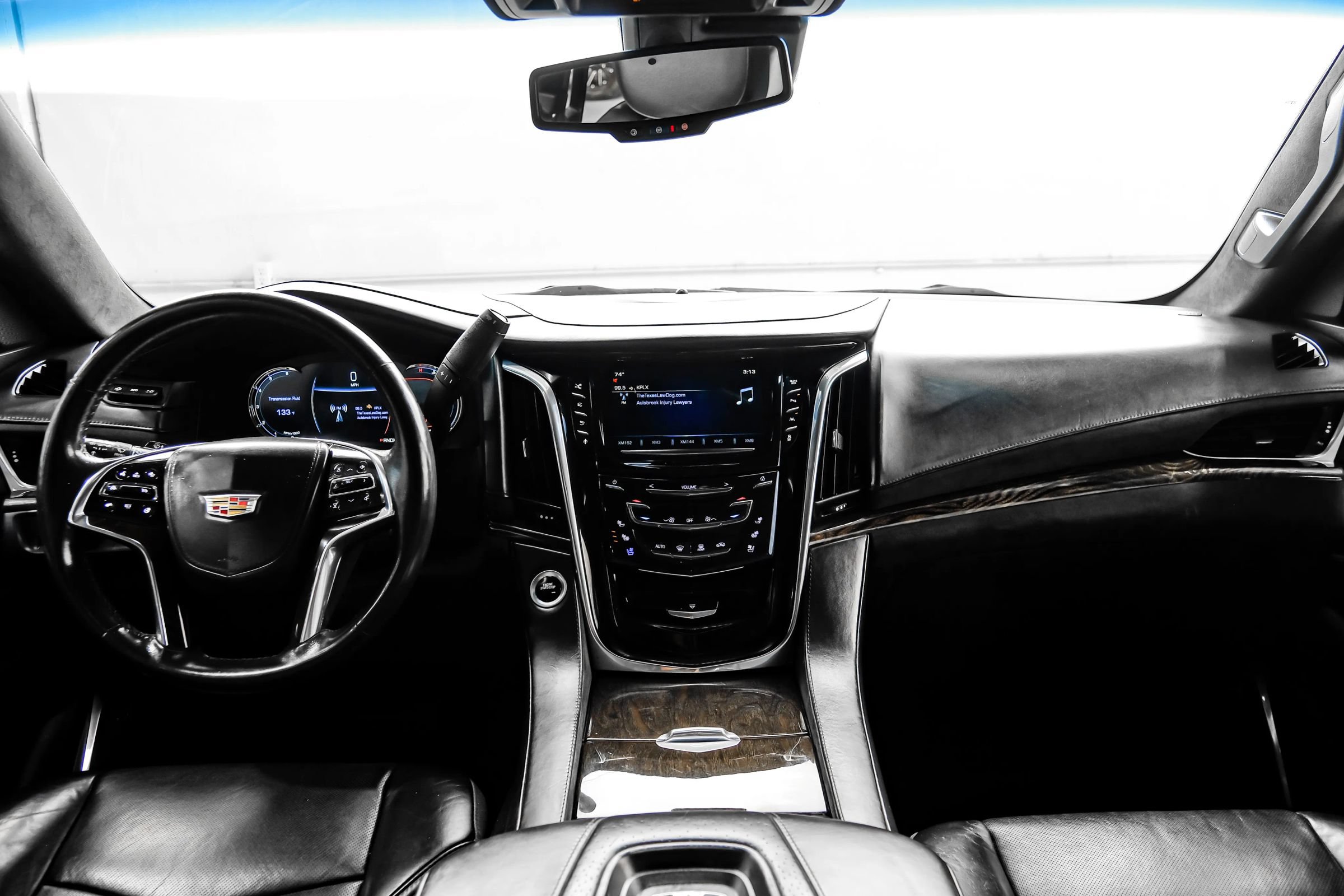 Used 2016 Cadillac Escalade Platinum AWD/4WD image 17