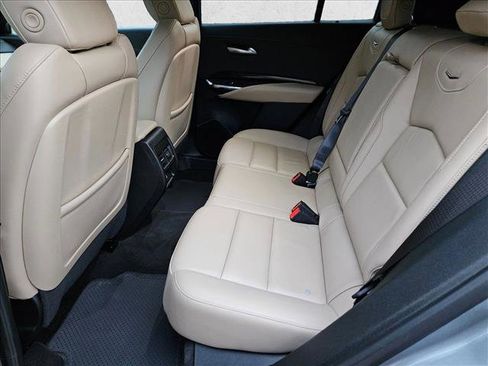 Used 2025 Cadillac XT4 Premium Luxury FWD image 16