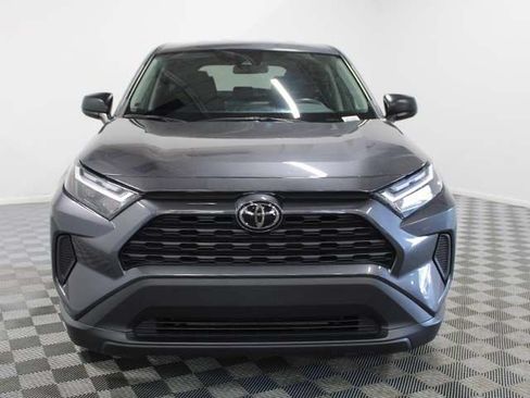 Used 2023 Toyota RAV4 LE FWD image 9