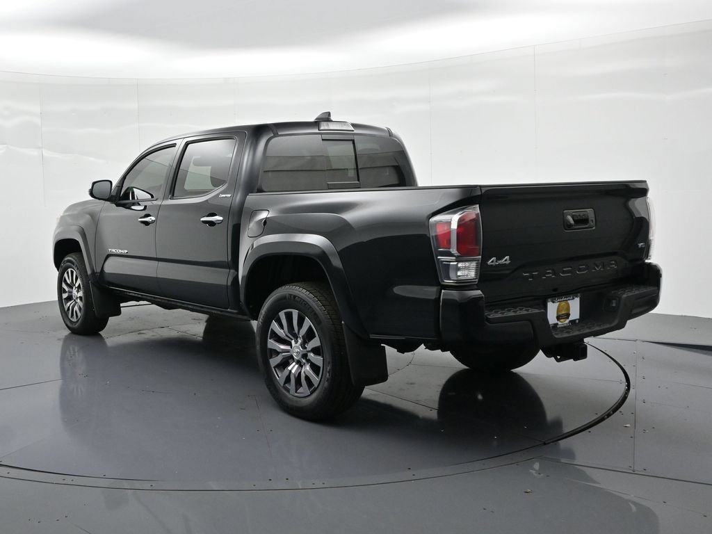 Used 2022 Toyota Tacoma Limited AWD/4WD image 8