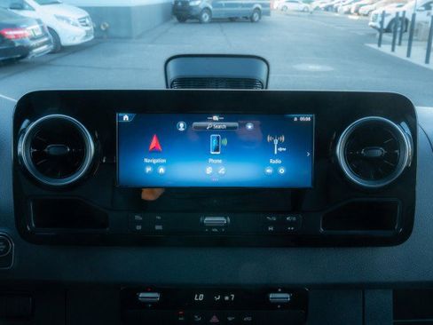 New 2026 Mercedes-Benz Sprinter 2500 image 18
