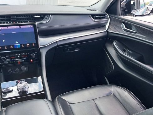 Used 2022 Jeep Grand Cherokee L Limited image 16