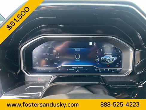 Used 2023 Chevrolet Silverado 1500 High Country w/ High Country Premium Package AWD/4WD image 9