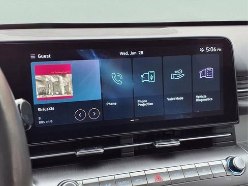 Used 2024 Hyundai Kona SEL image 8