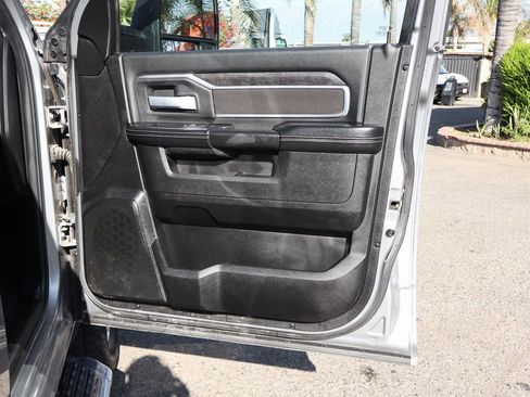 Used 2024 RAM 2500 Big Horn image 44