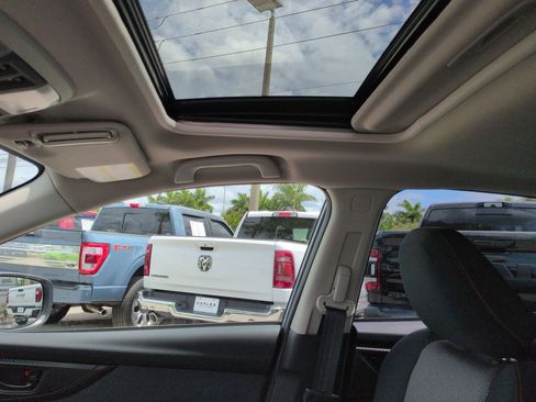 Used 2023 Subaru Crosstrek 2.0i Premium image 21