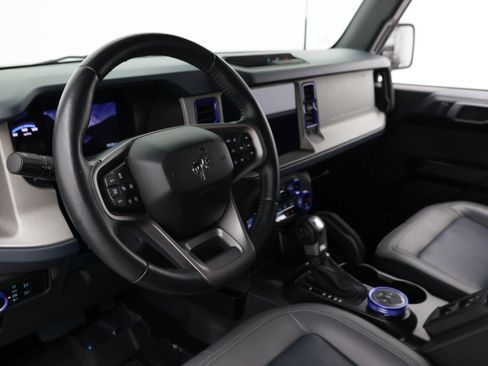 Used 2024 Ford Bronco Outer Banks AWD/4WD image 16