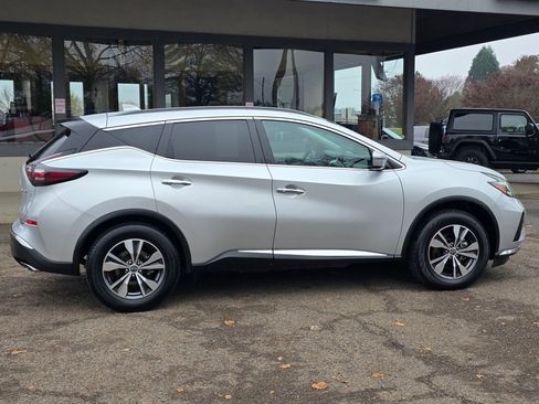 Used 2023 Nissan Murano SV AWD/4WD image 5