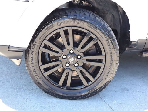 Used 2016 Land Rover LR4 HSE LUX image 11