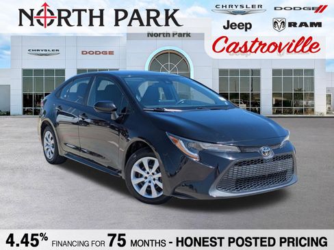 Used 2022 Toyota Corolla LE w/ Carpet Mat Package (TMS) image 1