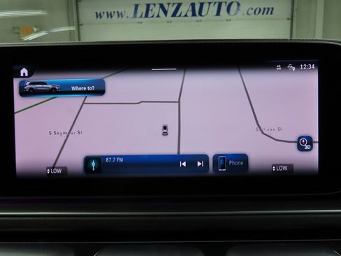 Used 2025 Mercedes-Benz GLS 450 4MATIC image 18