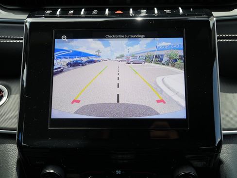Used 2025 Jeep Grand Cherokee Laredo RWD image 27
