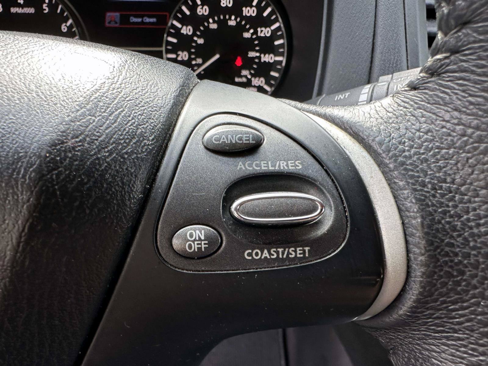 Used 2015 Nissan Pathfinder SV w/ Cargo Package FWD image 28