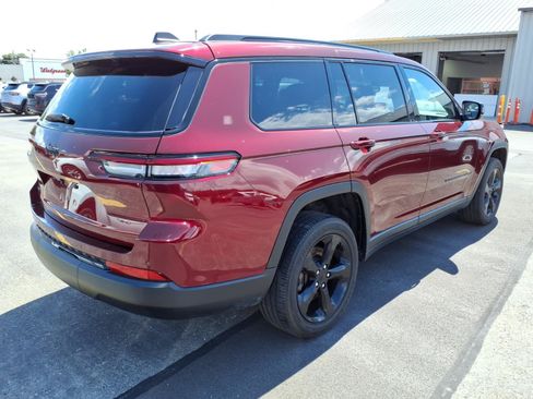 Used 2024 Jeep Grand Cherokee L Laredo AWD/4WD image 5