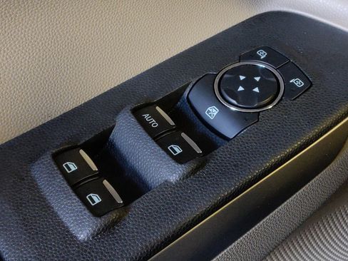Used 2019 Ford EcoSport S FWD image 27
